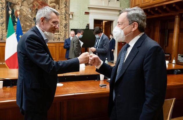 Raggiunta l'intesa sul lavoro tra Governo e parti sociali