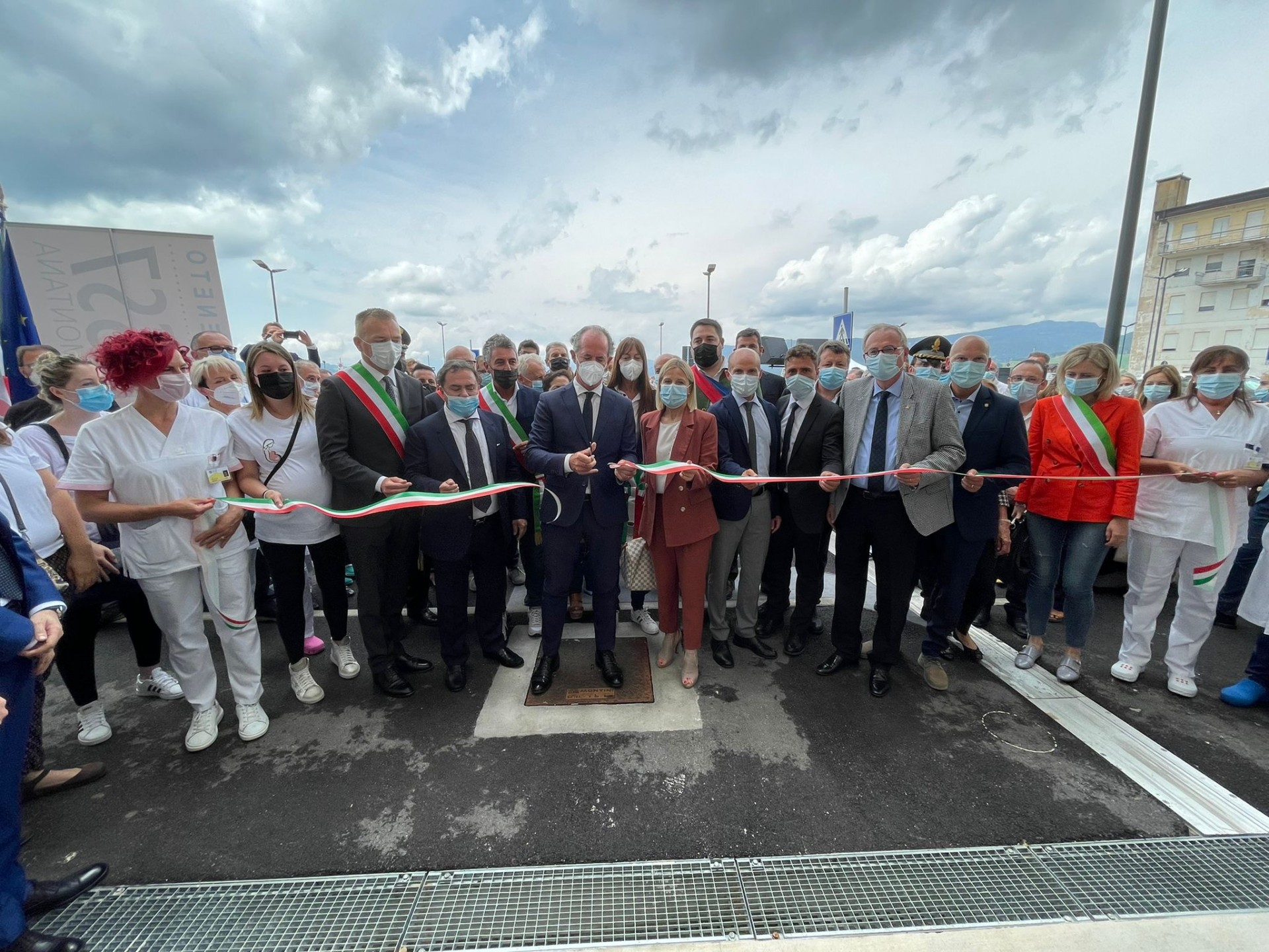 Taglio del nastro per l'ospedale di Asiago, chiuso da marzo 2020